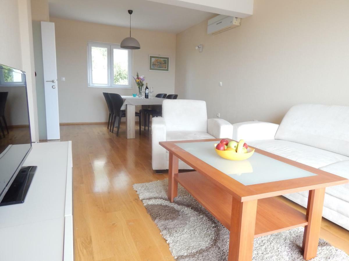 Apartman Karlo Макарска Экстерьер фото