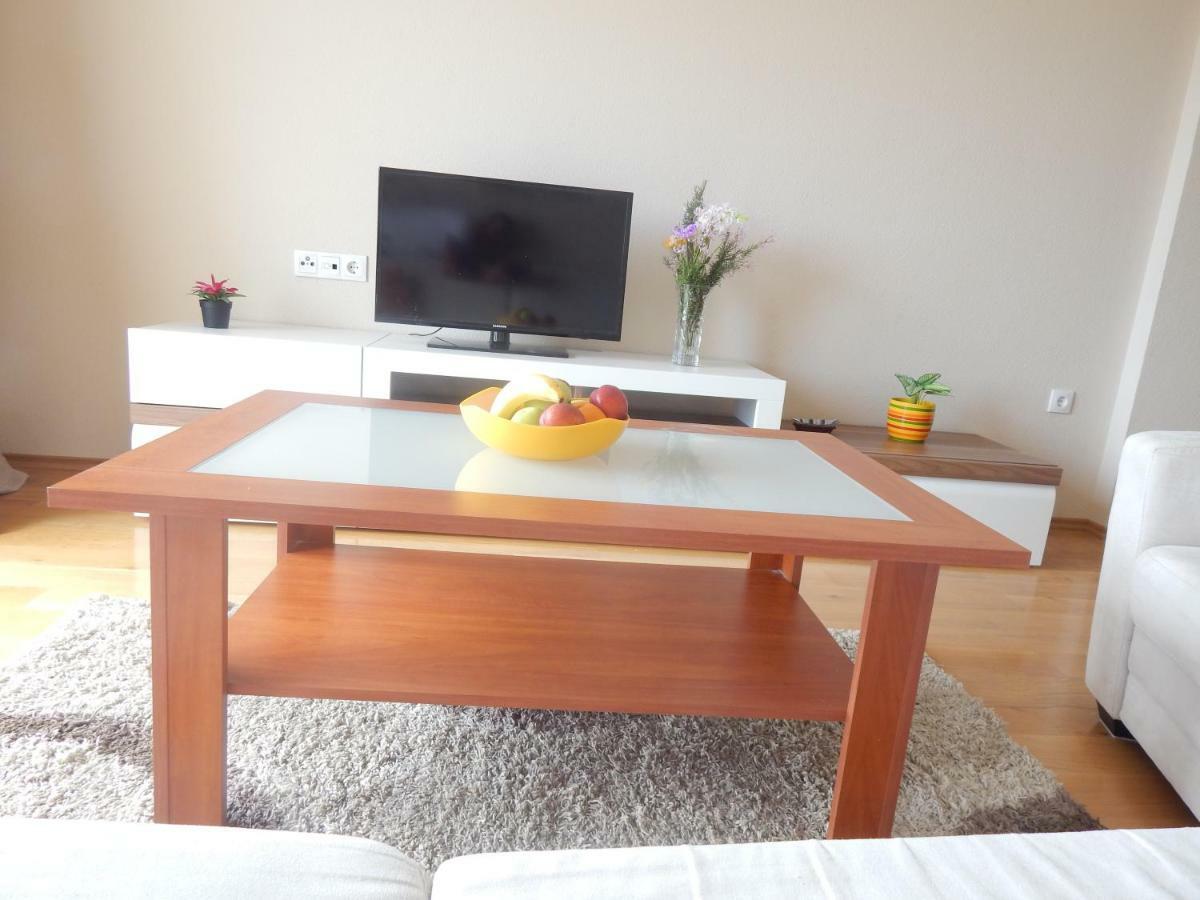 Apartman Karlo Макарска Экстерьер фото